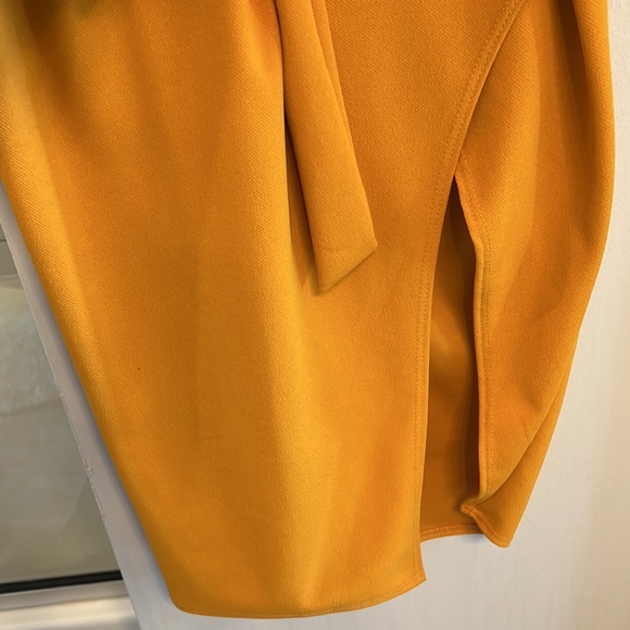 Day & Night Yellow Dress - Picture 2 of 4